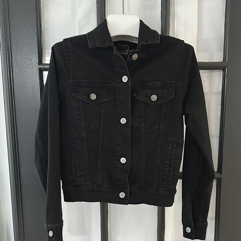 Lily & Lottie Black stretch Jean Jacket with Structured Collar